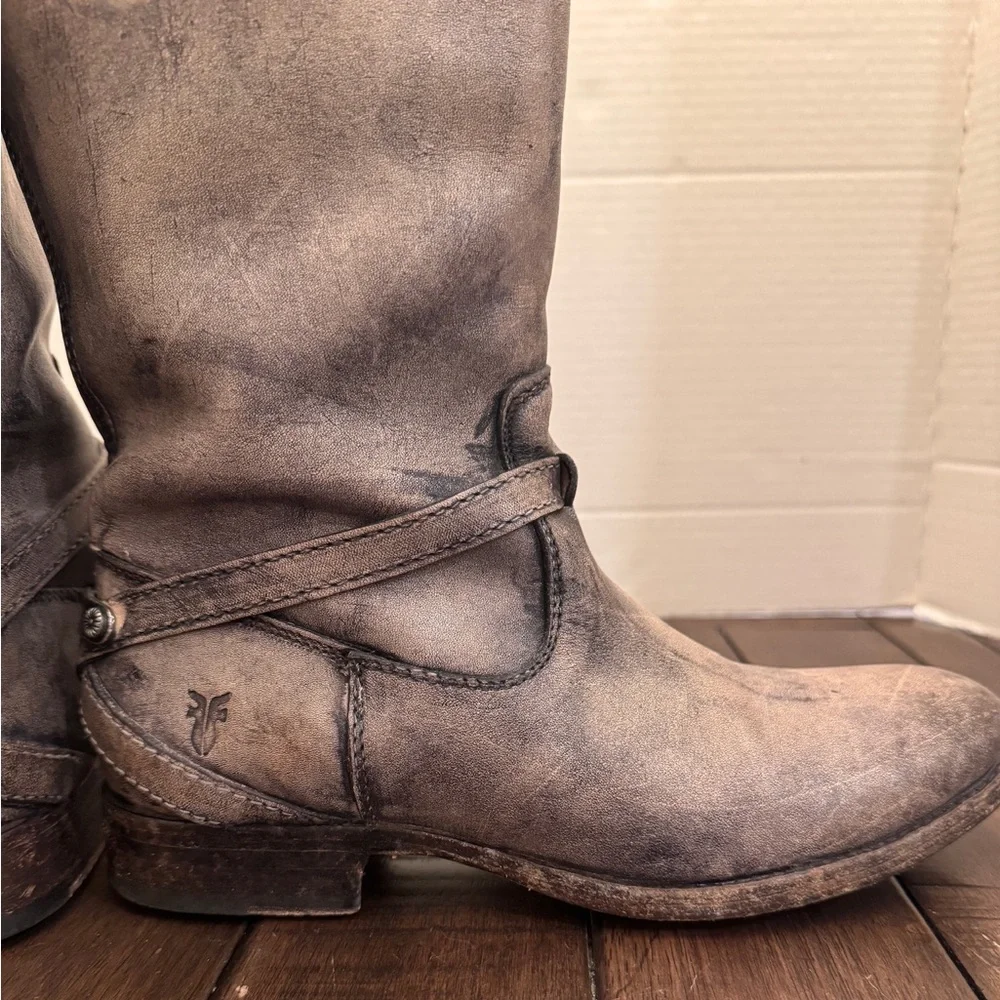 FRYE LINDSAY PLATE 76975 LADIES DISTRESSED LEATHER RIDING BOOTS SIZE 7B FESTIVAL